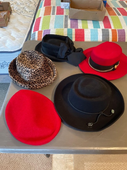 Woman's hats