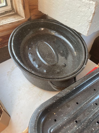 Oblong enamal roaster, roasting trays, chopping block, pots and pan, small Hamilton Beach Chopper
