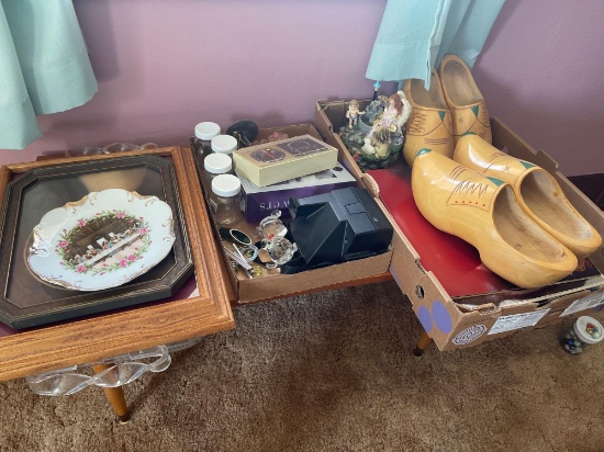 Wooden shoes, music box, Vinyl Albums