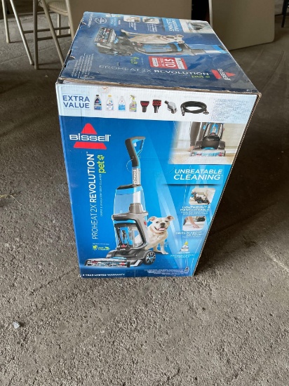 Bissell vacuum cleaner and attachments