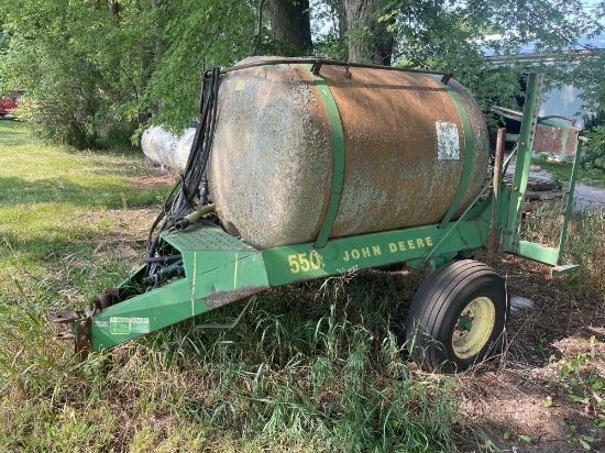 John Deere 550 Sprayer