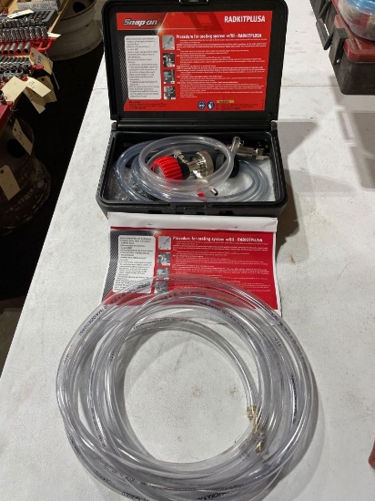 Snap-On Coolant System Refiller