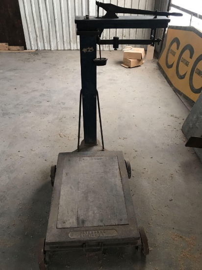 Fairbanks Platform Scale with Weights, 26" x 42'' x 50'' tall....NO SHIPPING AVAILABLE ON THIS LOT!