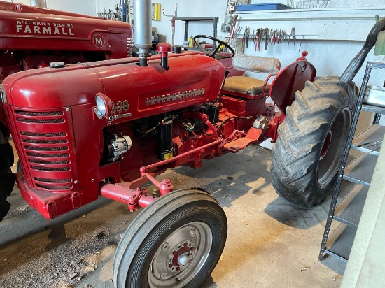 DO NOT BID ON THIS LOT.... THE FEATURED TRACTOR IS IN LOT 247. This is a LIVE/INTERNET auction of