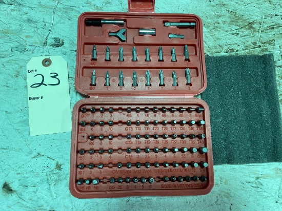 Case full of various SAE and Metric bits (new)... Shipping