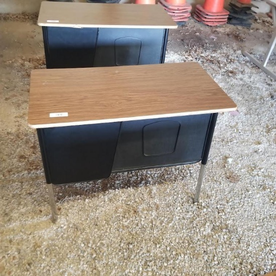 STUDENT DESK, ADJUSTABLE