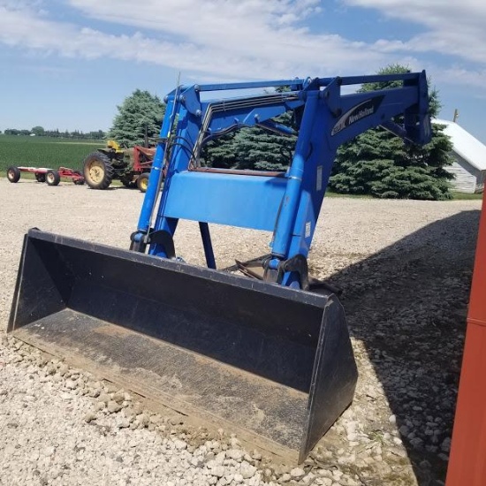 NEW HOLLAND "92LB" QUICK TACH FRONT END LOADER