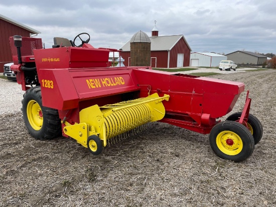 New Holland 1283 Self Propelled Baler - Restored