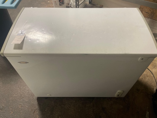 Haier 17.3 cubic ft chest freezer, works great No Shipping Available