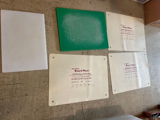 Green 15'' x 20'' cutting board and white 12'' x 18'' cutting board +3 vinyl board mates
