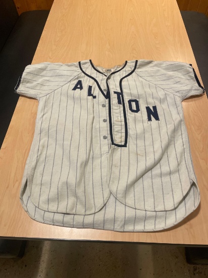 Alton baseball jersey (size unknown), advertising Wierda Appliance #2