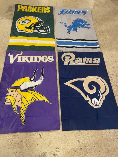28'' x 44'' NFL vinyl banners