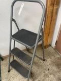 Folding step stool No shipping available