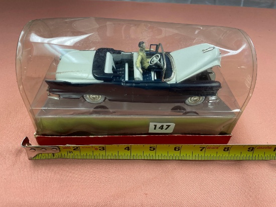 195 Cadillac Eldorado Convertible in display case