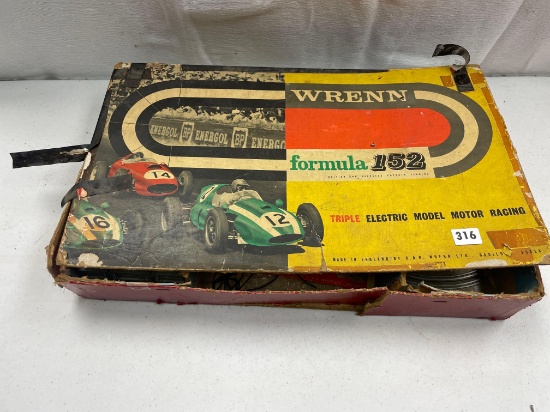 Wrenn Formula 152 Model Motor Racing, in orginial Box