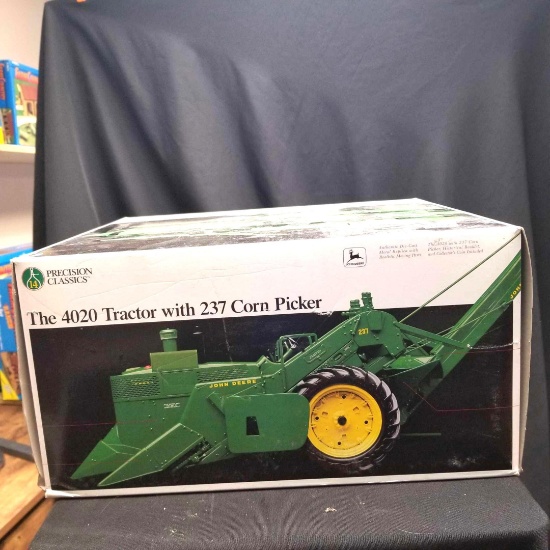 1/16 Scale Precision Classics JD 4020 Tractor with 237 Corn Picker-NIB
