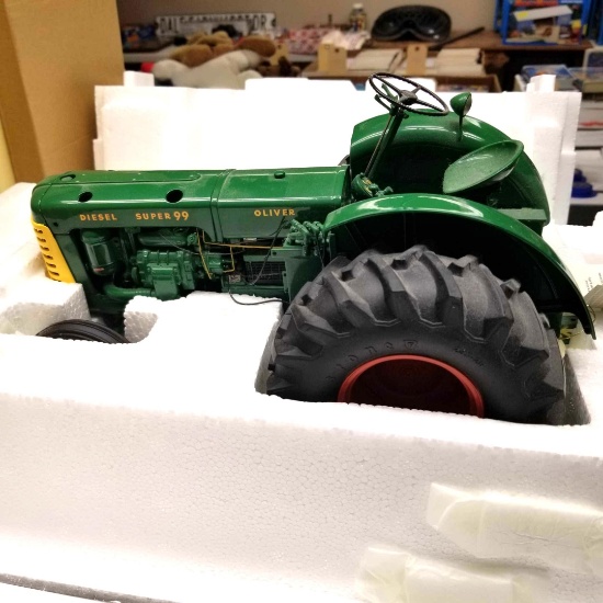 Franklin Mint 1957 Oliver Super 99 Tractor in box