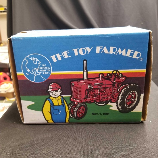 1/16 Scale Ertl The Toy Farmer Farmall -MTA Tractor-NIB