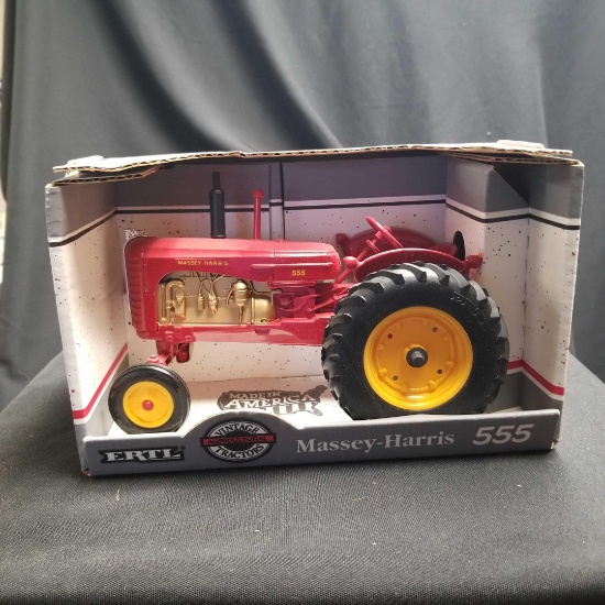 1/16 Scale Ertl...Massey Harris 555Tractor-NIB
