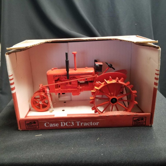 1/16 Scale Liberty Classics 1995 Special Edition Case-DC Tractor-NIB