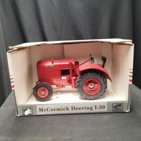 1/16 Scale Liberty Classics by SpecCast McCorkmick Deering I-30-NIB
