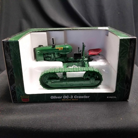 1/16 Scale Ertl...Oliver OC-3 Crawler -NIB