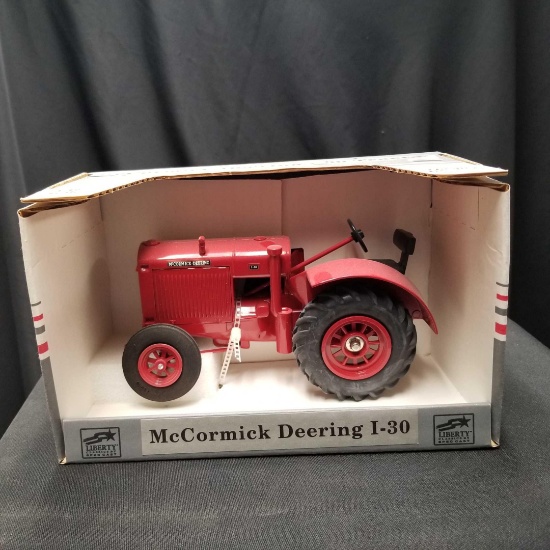 1/16 Scale Liberty Classics by SpecCast McCorkmick Deering I-30-NIB