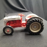 1/16 Scale Ford Tractor