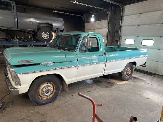 1967 FORD F250 PICKUP, 67,927 MILES