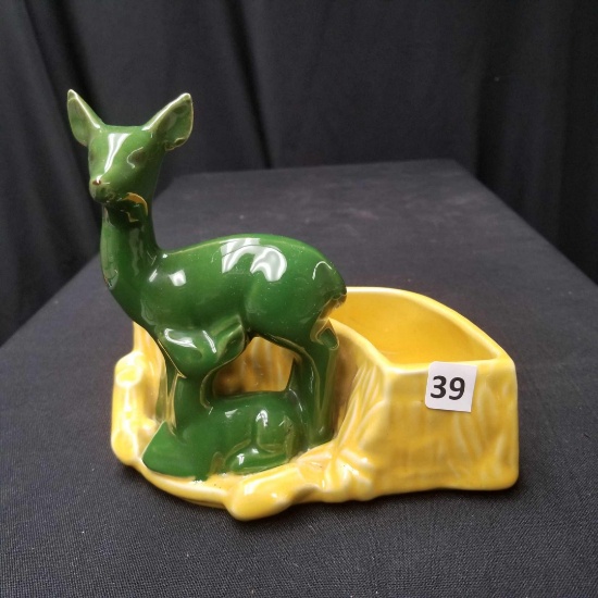 Shawnee 669 Deer Planter