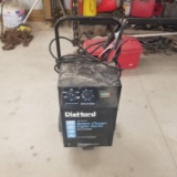 DIE HARD BATTERY CHARGER