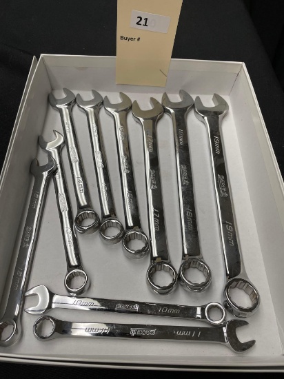 10 pc Case-IH metric combination wrench set