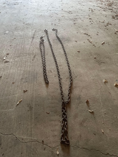 18 foot log chain with double hooks, and 8 foot log chain with single hook
