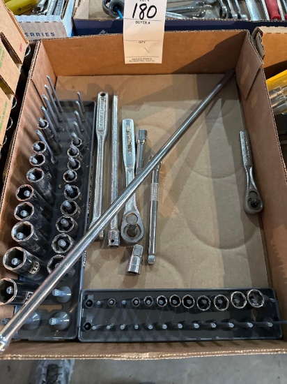 CRAFTSMAN RATCHET, EXTENSION, and SOCKET ASSORTMENT