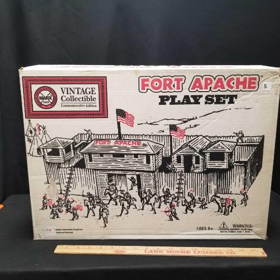 Marx Vintage Collectible Fort Apache Play Set in box