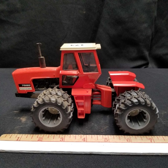 1/32nd Scale ALLIS CHALMERS "7580" TRACTOR CAB 4WD DUALS BARE BACK