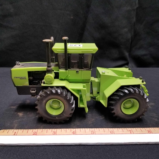 1/32nd Scale STEIGER "COUGAR KM-280" TRACTOR 4WD CAB SINGLES 3 POINT