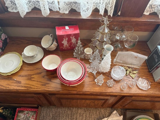 Glass christmas trees, 4 pc christmas bowl set, 4 thick glass paper weights, cups, saucers, glasses,