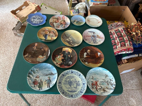 Various hand painted plates....Shipping