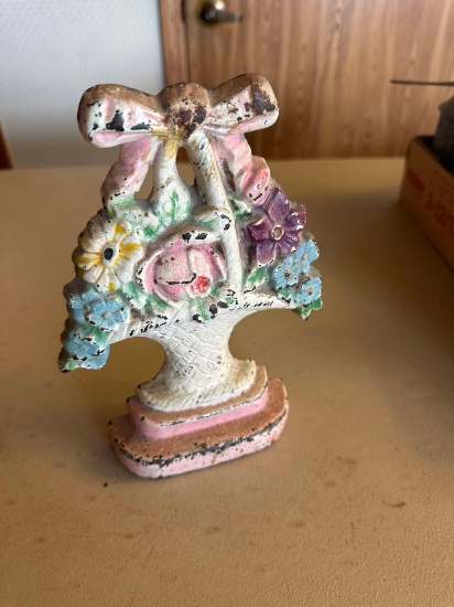 Cast iron decorative door stop.... Nice.......Shipping