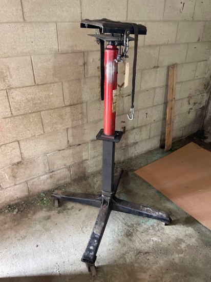 Long Ram Jack Model # 3JTLR on 4 wheel stand