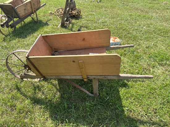 WHEEL BARROW, WOOD CONSTRUCTION, STEEL WHEEL