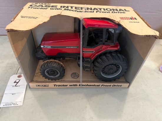 Case International 7130 toy tractor