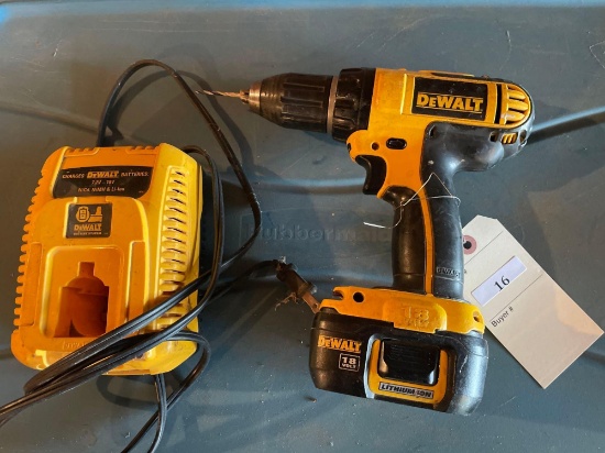 DeWalt 1/2'' Cordless Drill Driver & charger
