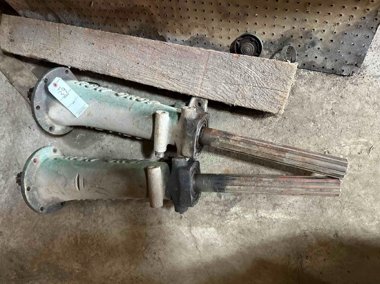 OLIVER 60 REAR AXLE