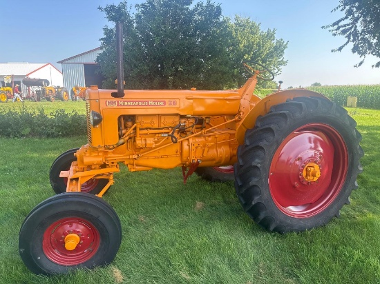MINNEAPOLIS MOLINE "ZB" TRACTOR, GAS, WIDE FRONT, RESTORED
