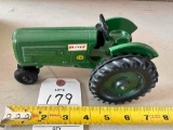 1/16 Oliver 70 Tractor