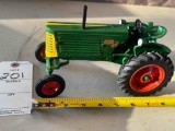 Oliver toy 66 steerable tractor