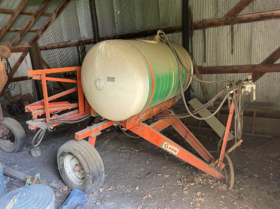 Clark 300 Gal. Pull Type Sprayer w/boom