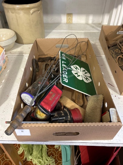 Animal trap, tools, rug beater hack saw, etc.......Shipping